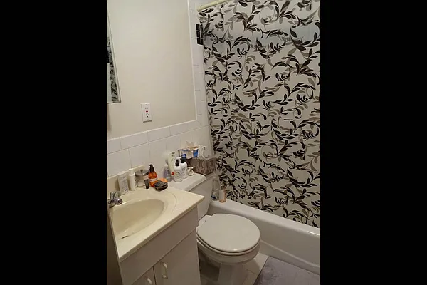 Rented by Authentic Realty | media 18