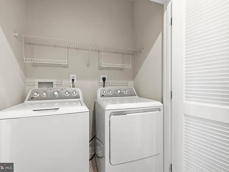 3411 Angelica Way #401 — Photo 23
