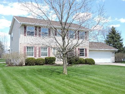 606 Glenview Ct, Pinconning, MI, 48650