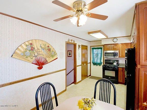 5th image of 106 Roosevelt Dr