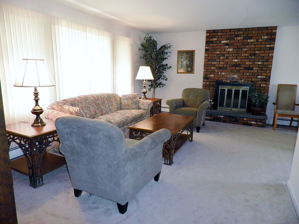 LR with Fireplace