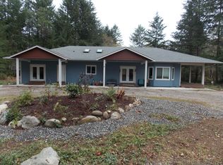 8448 Johnson Point Rd NE, Olympia, WA 98516