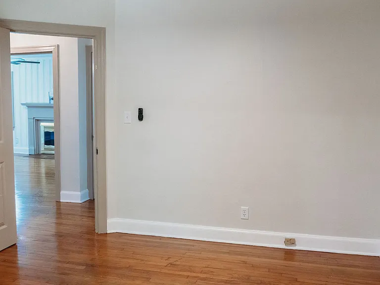 300 Osborne Dr — Photo 34