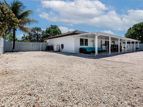 5th image of 12485 SW 220th St