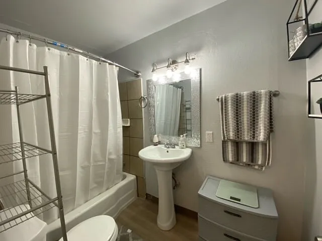 526 N View Ave — Photo 7