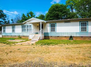 511 Deer Creek Rd, Selma, OR 97538