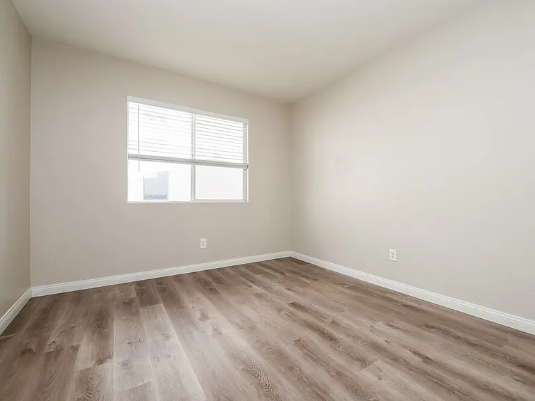 7728 Donald Nelson Ave — Photo 10