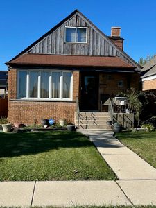 7712 Nagle Ave, Burbank, IL, 60459