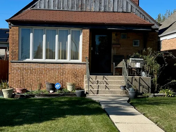 7712 Nagle Ave, Burbank, IL 60459