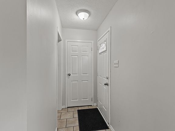 3rd image of 477 Rippleton Rd
