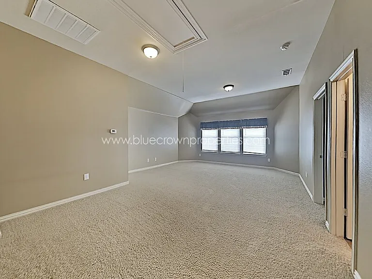 1917 Lawnview Dr — Photo 23