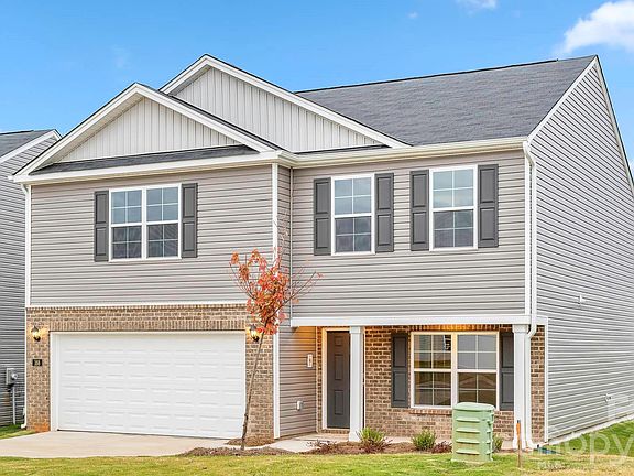 2nd image of 405 Owens Ridge Way
