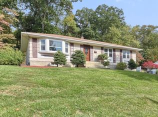 8 Smith Ln, Wayne, NJ 07470