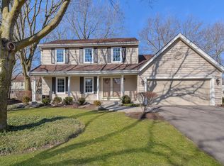 1543 Selby Rd, Naperville, IL 60563