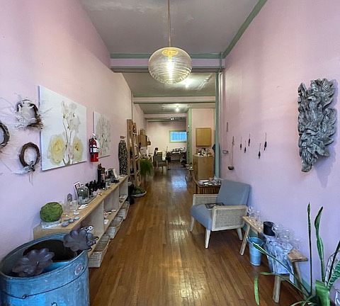 2nd image of 327 Main St #327