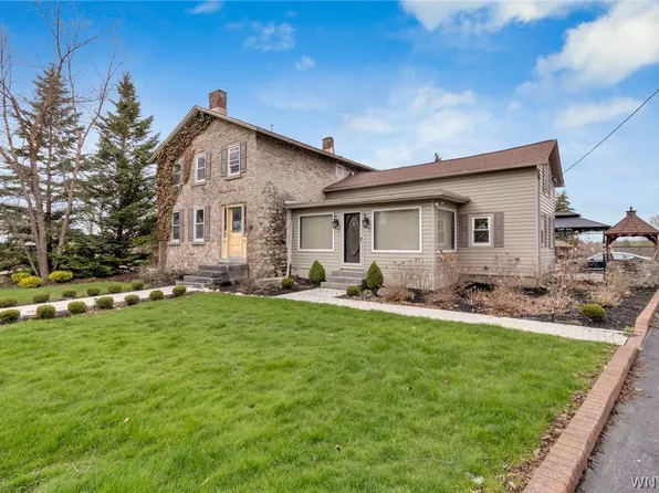 9060 Main St, Clarence, NY 14031