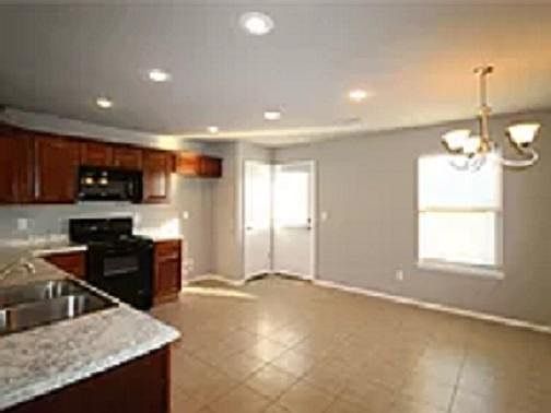 2nd image of 621 Saddlehorn Dr