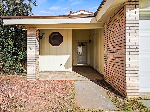 4th image of 10989 Willie Mays Dr