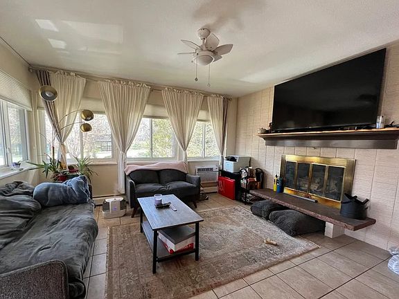 4th image of 3690 Broadway St Unit 1