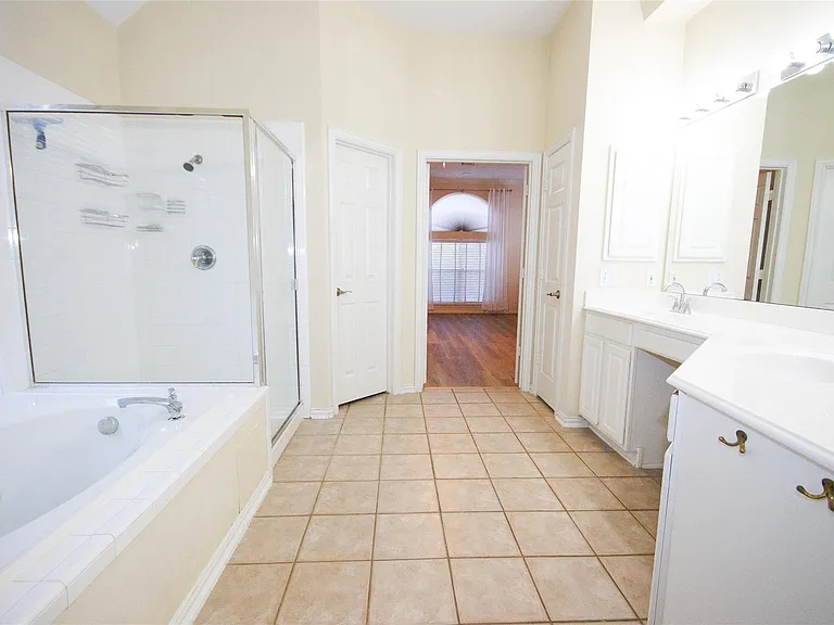 310 Watercrest Harbor Ln — Photo 10