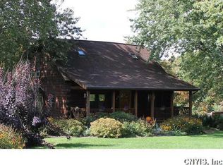 1343 Woodworth Rd, Skaneateles, NY 13152