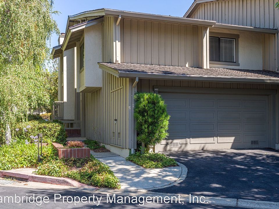 1st image of 482 Sand Hill Cir