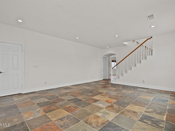 4th image of 44972 135th St W