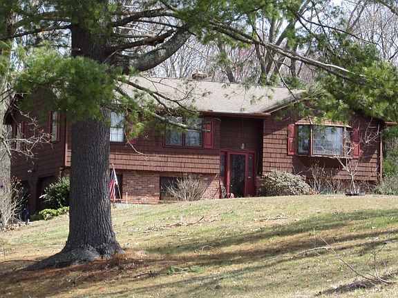 3rd image of 51 Reservoir Rd