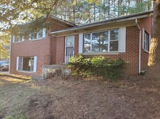 1613 N Wallace Wilkinson Blvd, Liberty, KY 42539