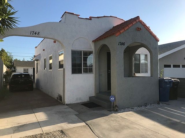 1st image of 1746 W 37th Pl