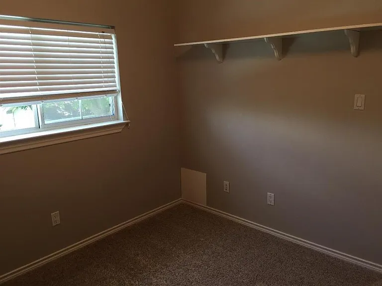2530 Windswept Dr — Photo 16