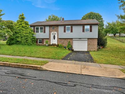 118 Charles Blvd, Sinking Spring, PA, 19608