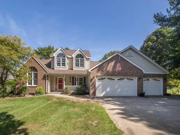 425 Walden Dr, Otsego, MI 49078