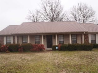 1216 Cherokee Dr, Newport, AR 72112