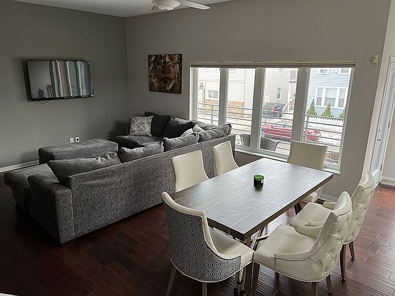 5th image of 1854 W 57th St #A