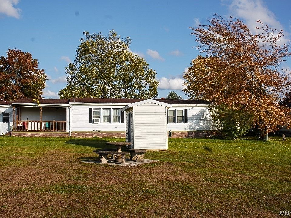 44 Golden Pond Est, Akron, NY 14001 Zillow