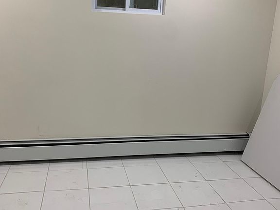 3rd image of 16202 85th Ave