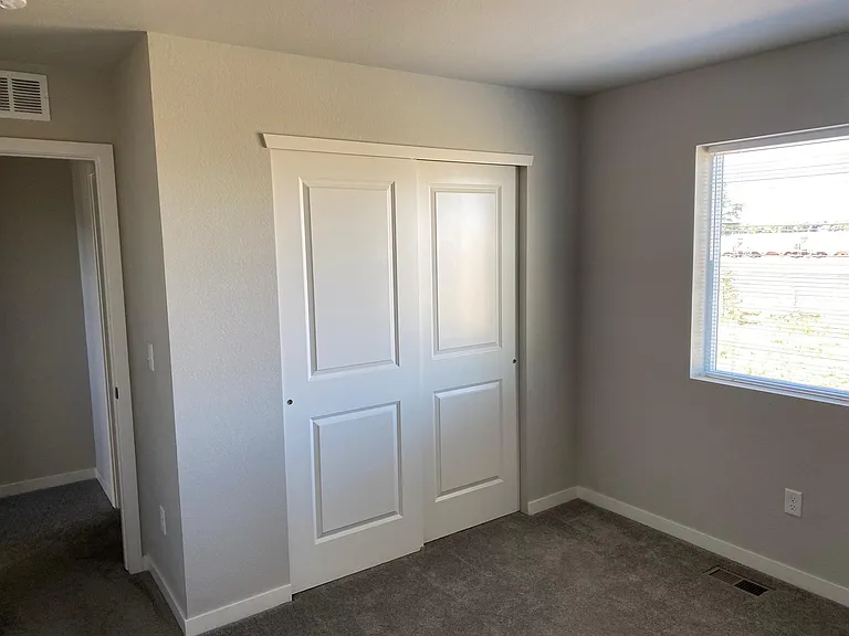 2102 Lager St — Photo 17