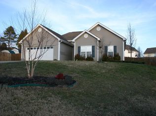 225 Brooks Edge Dr, Winston Salem, NC 27107