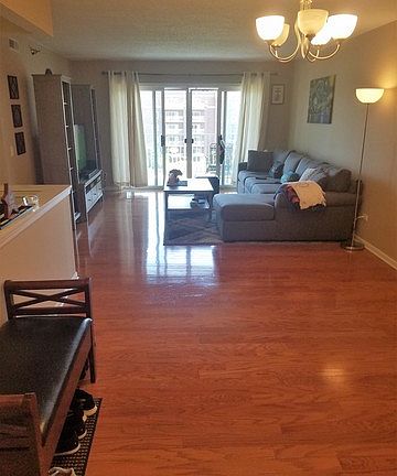3rd image of 7071 W Touhy Ave APT 502