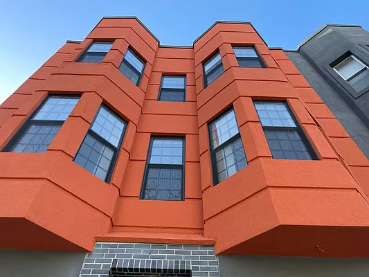 Rented by Fifth & Forever LLC | media 24