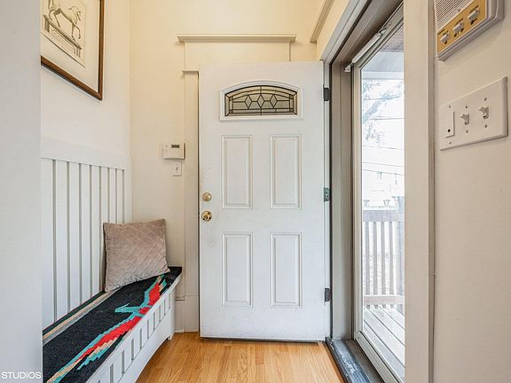2nd image of 3545 W Shakespeare Ave #4