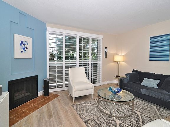 5th image of 5620 Yolanda Ave APT 209