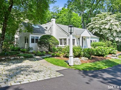 32 Spring Water Lane, New Canaan, CT, 06840
