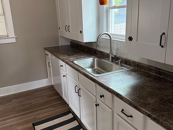5th image of 476 Sexton St