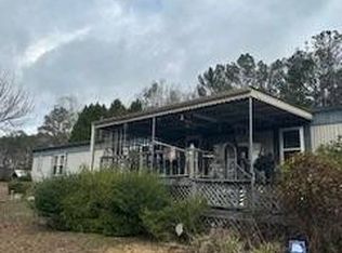 1628 Lake Front Dr, Abbeville, AL 36310
