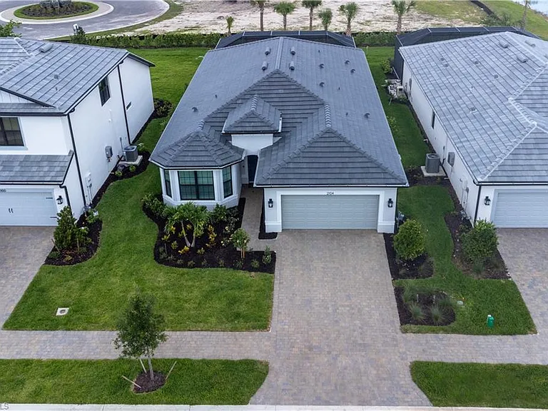 2104 Freemont Way NE — Photo 19