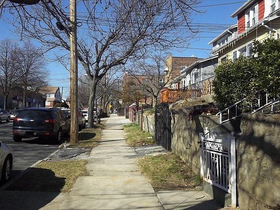 5th image of 4360 Ely Ave