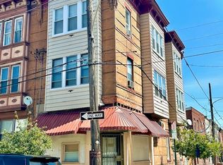 2127 S 11th St FLOOR 3, Philadelphia, PA 19148