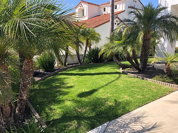 2nd image of 4944 Amador Dr